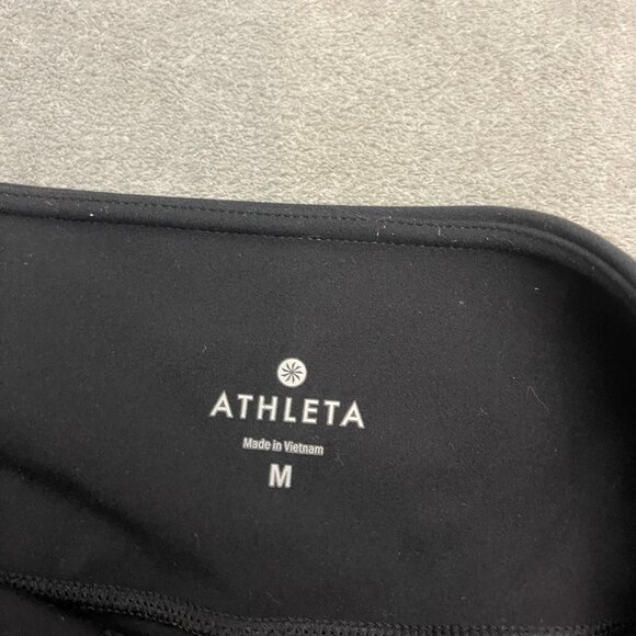 Athleta Black Capri Length Leggings - Size Medium - Picture 6 of 10